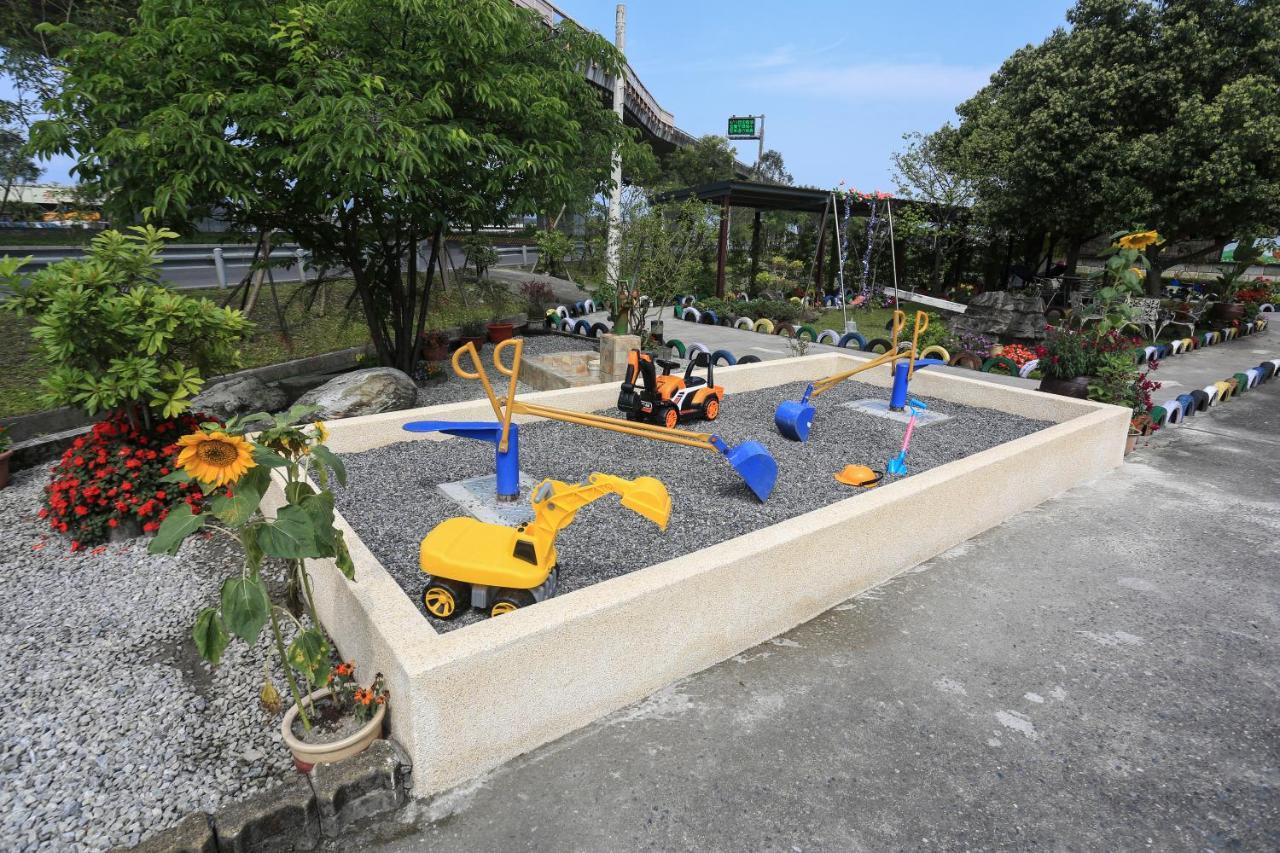 Sweetheart Homestay Luodong Exterior photo